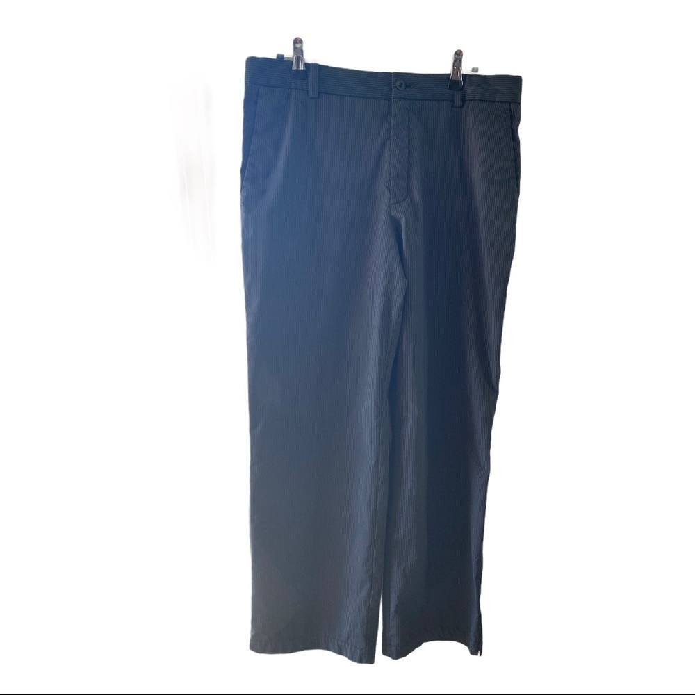 - Nike Golf  Dri-Fit 32x30 Pants Gray/Black Stripe
